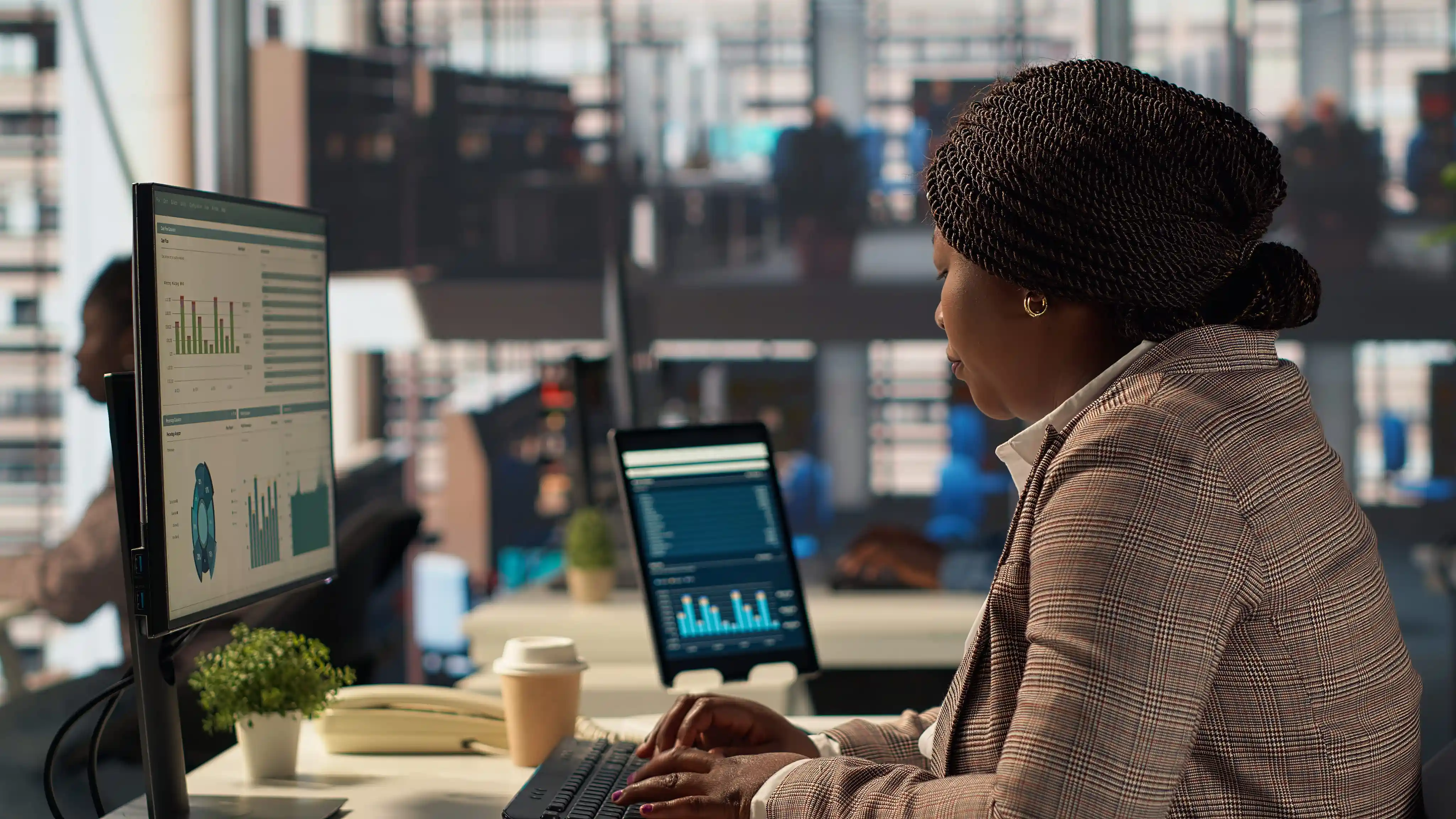 Reporting, Insights & Control Dashboard